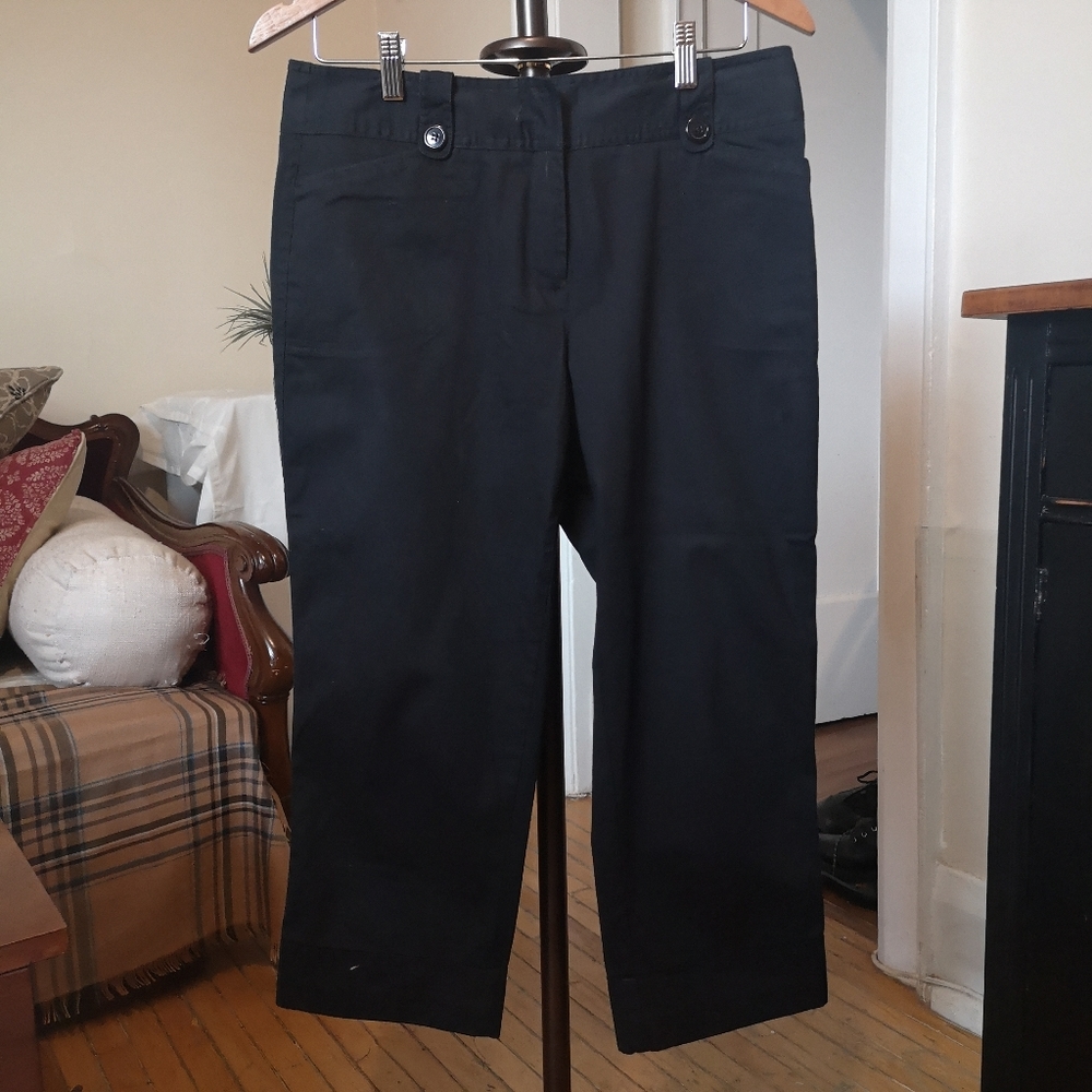 3/$20 Attyre New York black crop pants